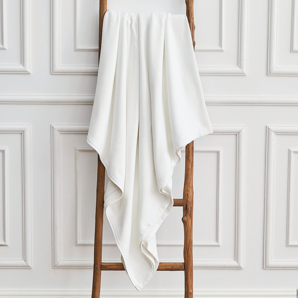 Mélange Home° Bamboo-Cotton Breathable Blanket | Soft & Breathable