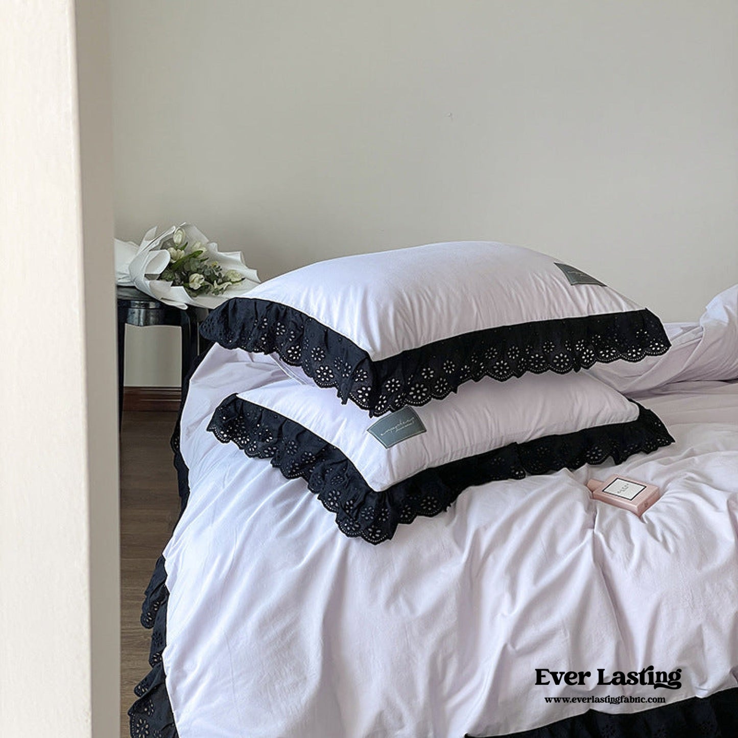 Black Lace Ruffle Bedding Set / Purple