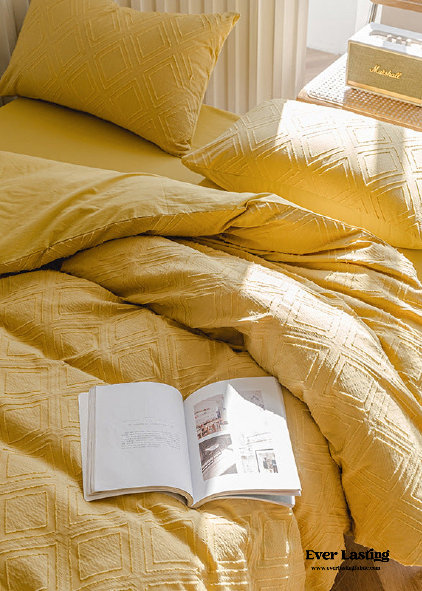 Boho Tufted Bedding Set / White