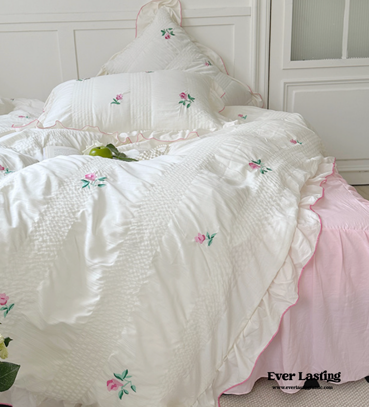 Dreamy Embroidered Ruffle Bedding Set / Ribbon