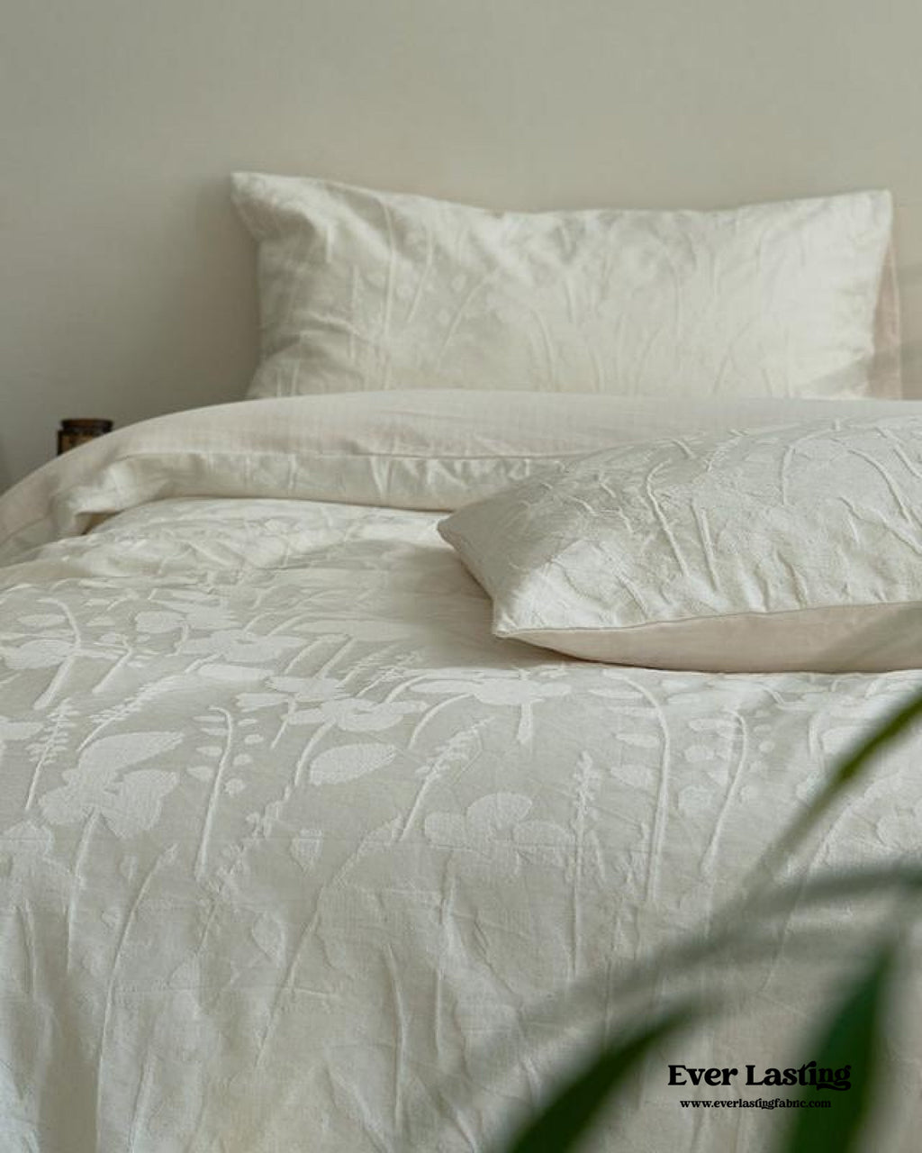 Elin Tencel™ Silky Jacquard Bedding Set – Bouquet