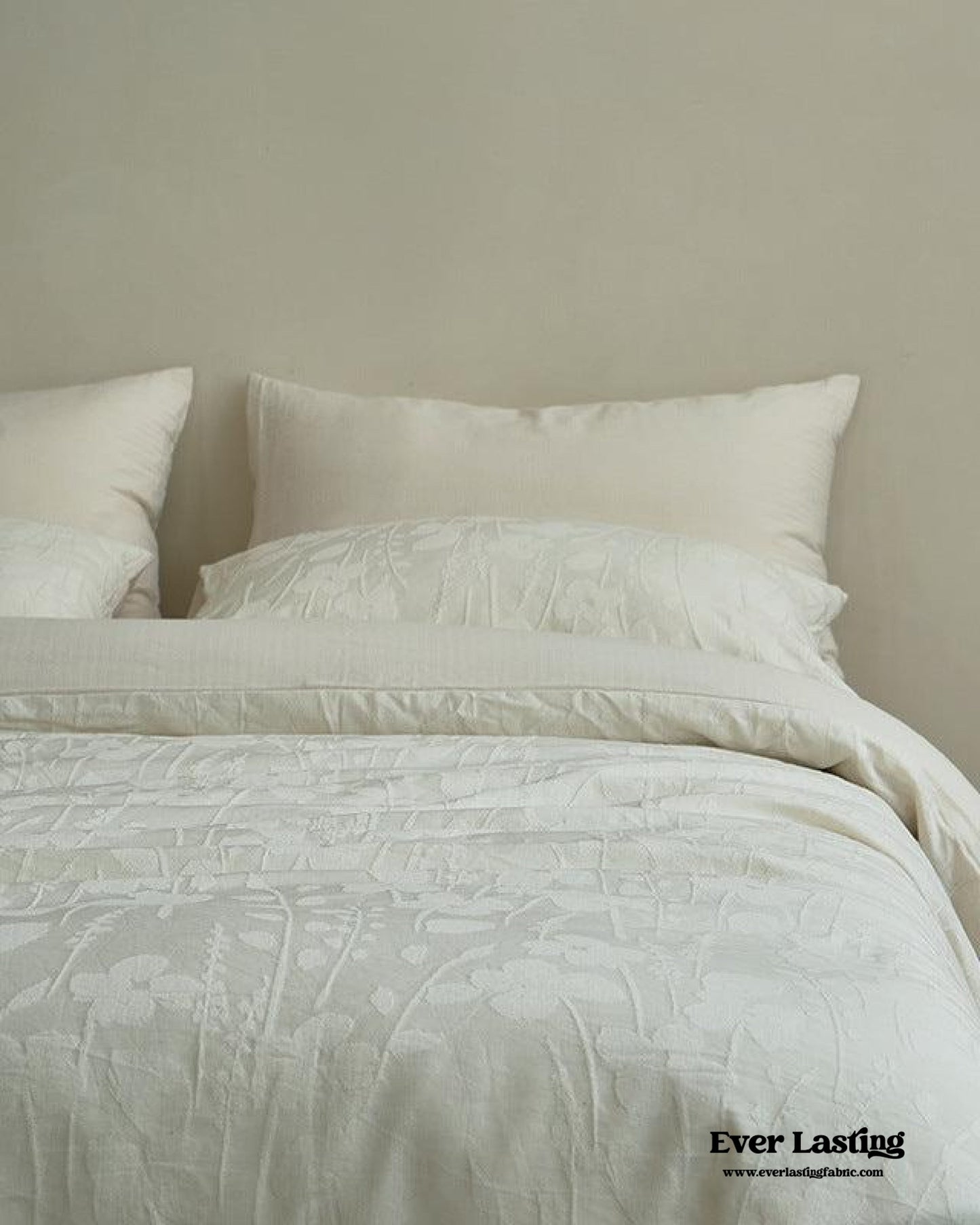 Elin Tencel Silky Jacquard Bedding Set / Bouquet