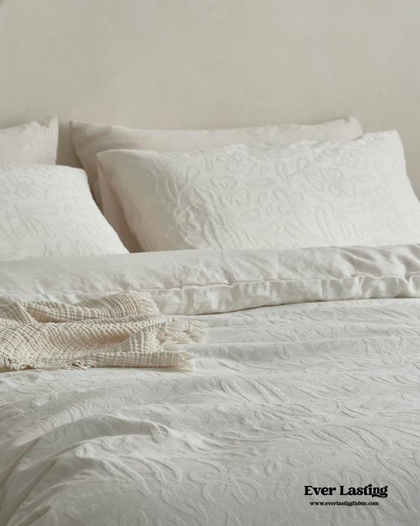 Elin Tencel Silky Jacquard Bedding Set / Bouquet