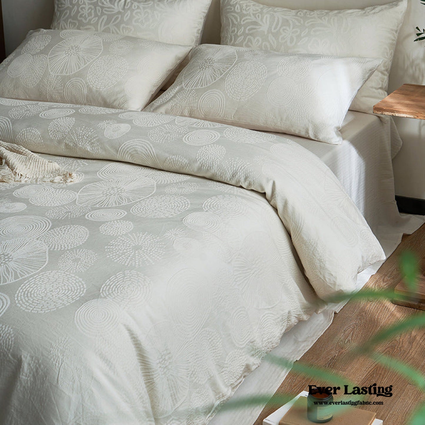 Elin Tencel Silky Jacquard Bedding Set / Bouquet