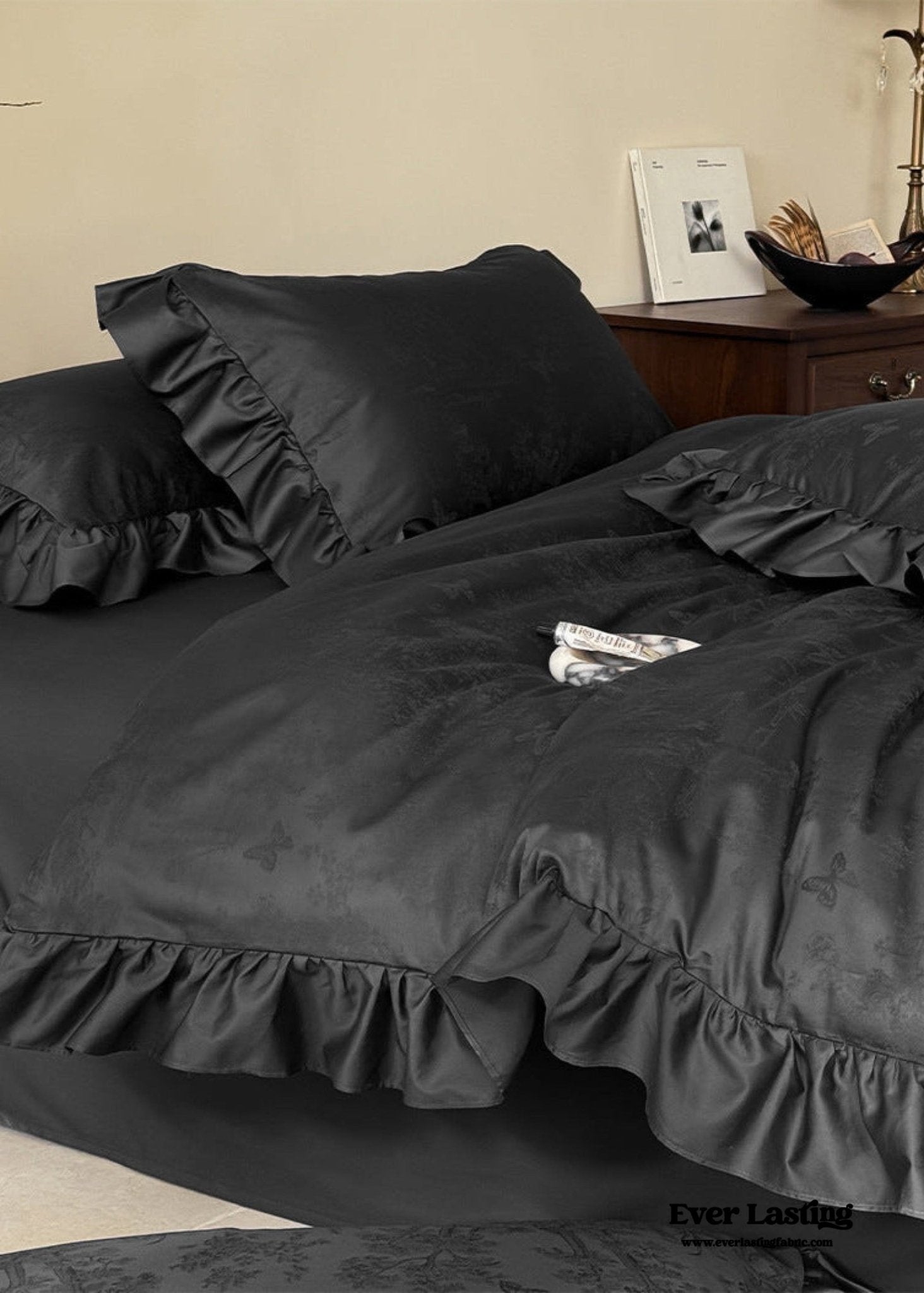 Elise French Lace Jacquard Satin Bedding Set / Dark Gray