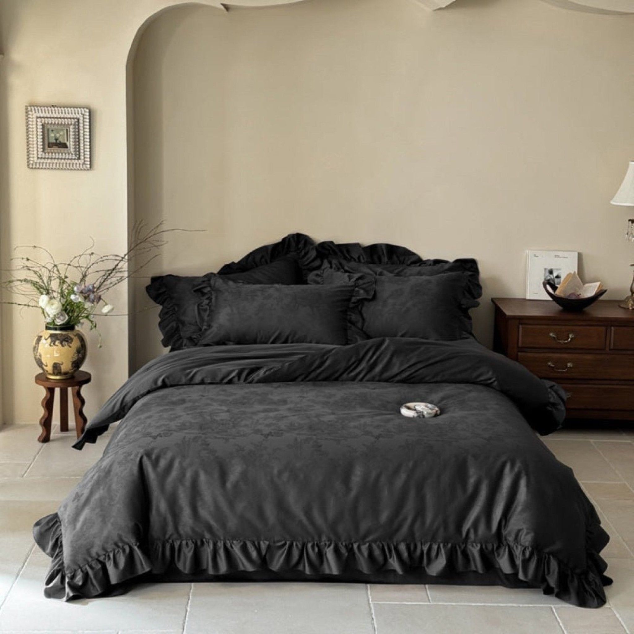 Elise French Lace Jacquard Satin Bedding Set / Dark Gray
